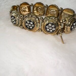 Natasha Gold and rhinestone stretch Bracelet